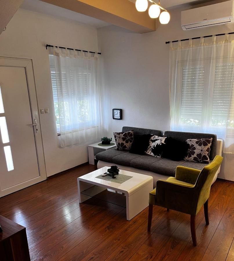 Apartment Karma Zadar Exterior foto